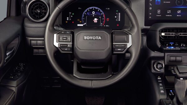 Land Cruiser Prado - Image 5